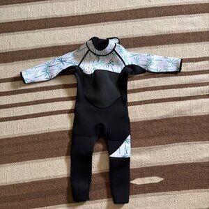 NWOT 4T Unisex Wetsuit Save 2 Change Palms